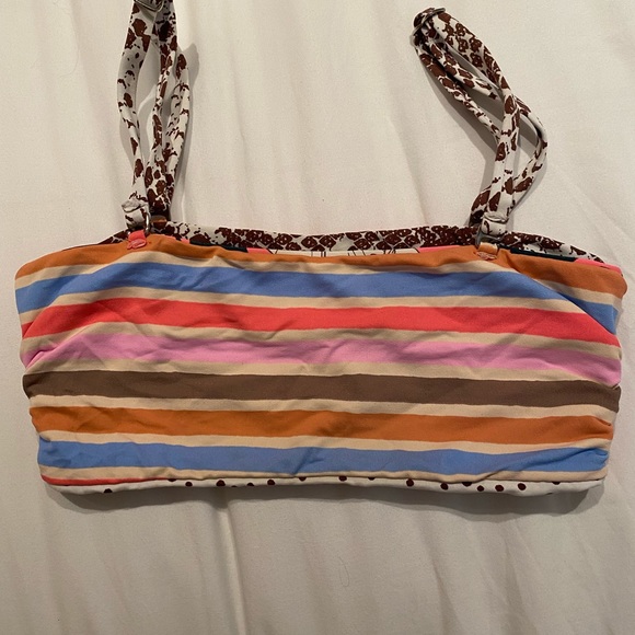 Maaji reversible bathing suit top 
Size small - Picture 3 of 3